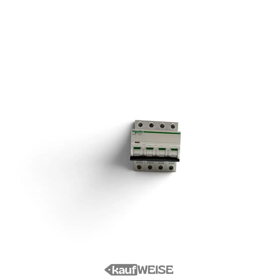 Weißer und grüner schneider electric 4-poliger acti9 ic60n leitungsschutzschalter mit kompakter rechteckiger bauform